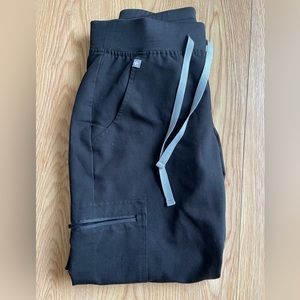 FIGS Zamora Black Jogger Scrub Pants - XS/ Petite